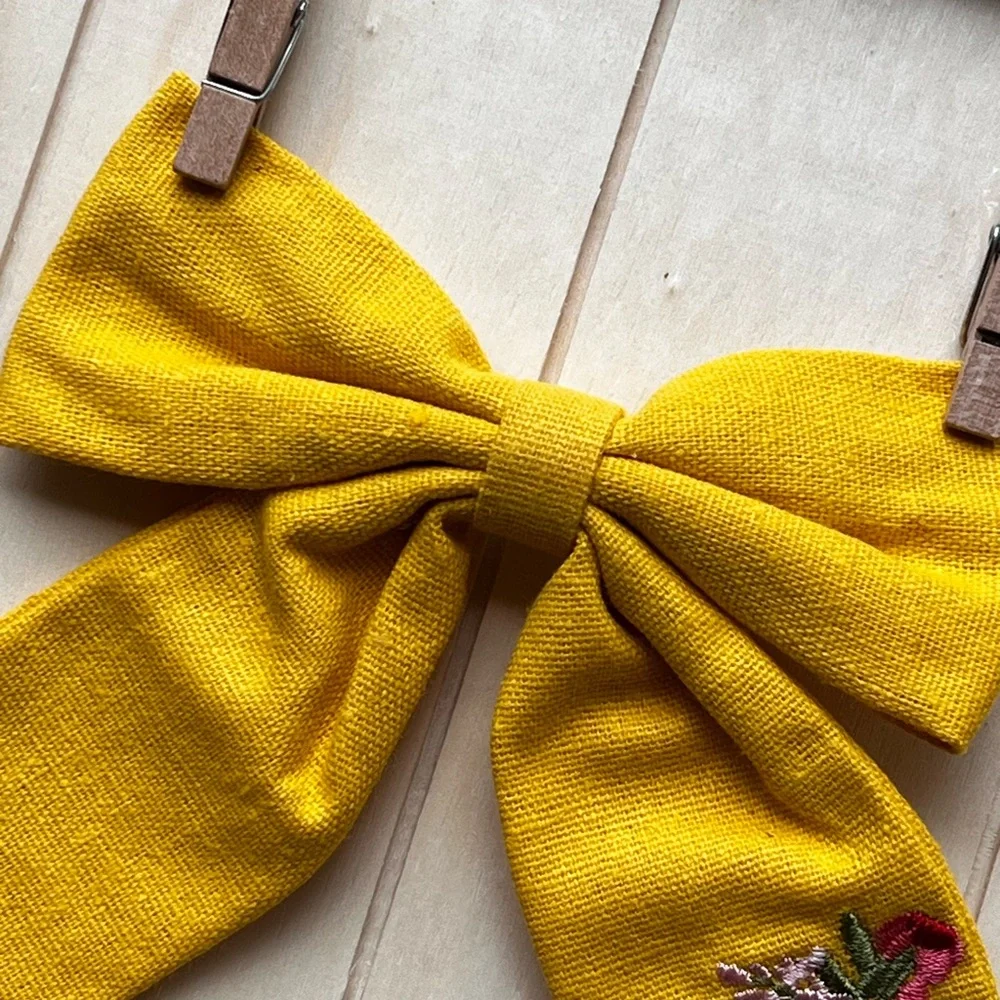 Embroidered flowers 💐 yellow Linen Hair bow clip for kids